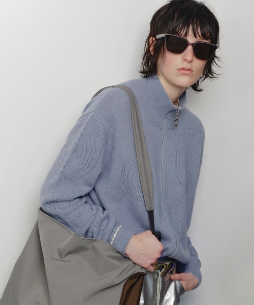JIEDA（ジエダ）の「RIPPLES ZIP UP KNIT（ニット/セーター・メンズ・ブラック/ライトブルー/パープル/ライトグレー・2/1）」の4枚目の写真