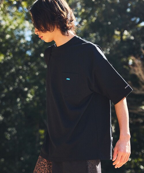 FREAK'S STORE（フリークスストア）の「限定展開 KAVU×FREAK'S STORE/カブー 別注 STORATECH ワンポイント刺繍 クルーネック ポケットTシャツ（Tシャツ/カットソー・メンズ・ホワイト/ブラック/ベージュ/ネイビー/ブラウン/その他9・SMALL/MEDIUM/LARGE）」の18枚目の写真