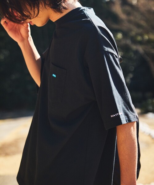 FREAK'S STORE（フリークスストア）の「限定展開 KAVU×FREAK'S STORE/カブー 別注 STORATECH ワンポイント刺繍 クルーネック ポケットTシャツ（Tシャツ/カットソー・メンズ・ホワイト/ブラック/ベージュ/ネイビー/ブラウン/その他9・SMALL/MEDIUM/LARGE）」の17枚目の写真