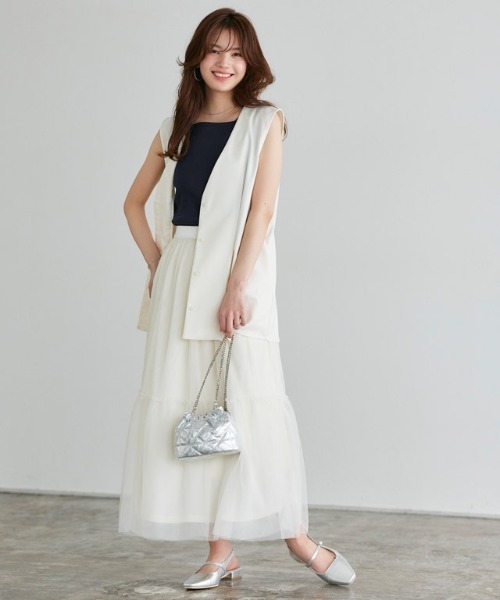 Pierrot（ピエロ）の「【ブラ紐隠し】リブタンクトップ スクエアネック（タンクトップ・レディース・オフホワイト/ブラック/グレー系その他/ネイビー/サンドベージュ・M/L）」の15枚目の写真