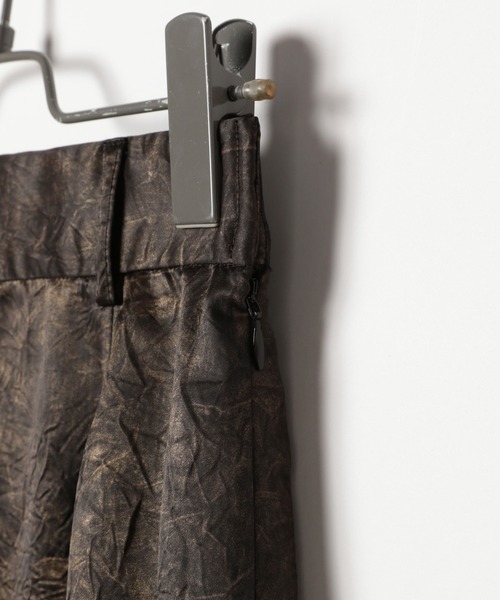 PAGEBOY（ページボーイ）の「キラキラワッシャーナロースカート（スカート・レディース・ブルー/チャコールグレー/ブラック・FREE）」の7枚目の写真