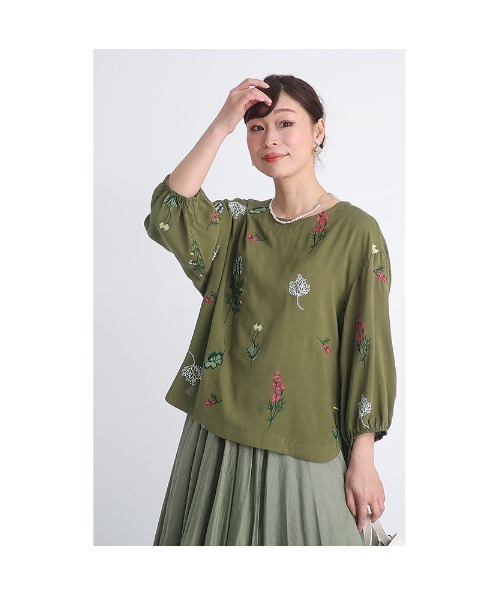 Sawa a la mode(サワアラモード)の「草花刺繍コットンブラウス(シャツ/ブラウス・レディース・グリーン・FREE)」の3枚目の写真