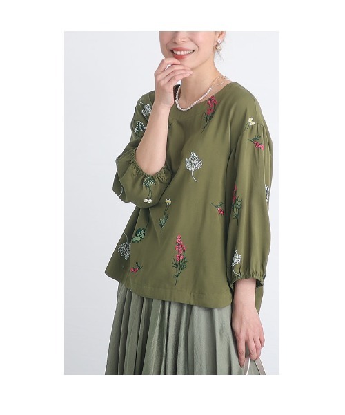 Sawa a la mode(サワアラモード)の「草花刺繍コットンブラウス(シャツ/ブラウス・レディース・グリーン・FREE)」の7枚目の写真