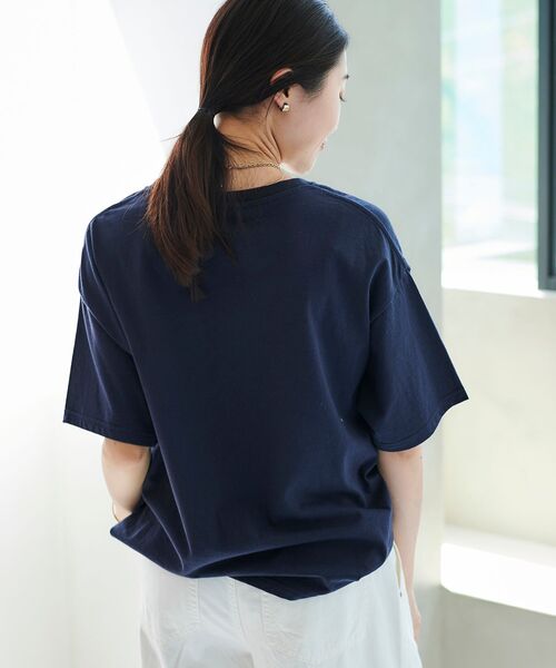 le.coeur blanc（ルクールブラン）の「《手洗い可能》JubilantロゴTシャツ（Tシャツ/カットソー・レディース・オフホワイト/ネイビー/カーキオリーブ・38）」の8枚目の写真