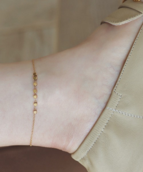 Coo+i（クーイ）の「キューブデザインステンレスアンクレット（アンクレット・レディース・ゴールド・FREE）」の5枚目の写真