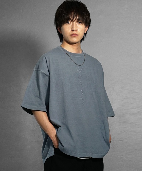 boohoo MAN オーバーサイズ 半袖 クルーネック 花柄 Tシャツ boohoo MAN☆オーバーサイズ 半袖 クルーネック 花柄 Tシャツ