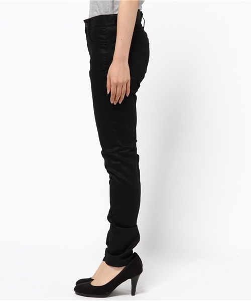 robbem（ロベム）の「【robbem】コーティングデニム（デニムパンツ・レディース・ネイビー/ブラック・25/24）」の12枚目の写真