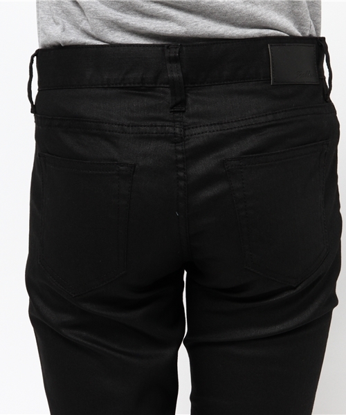 robbem（ロベム）の「【robbem】コーティングデニム（デニムパンツ・レディース・ネイビー/ブラック・25/24）」の4枚目の写真