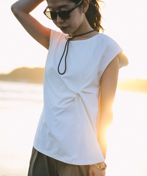 B:MING by BEAMS(ビーミングバイビームス)の「B:MING by BEAMS / ランド アンド ウォーター ツイスト プルオーバー(Tシャツ/カットソー・レディース・オリーブ/オフホワイト/ブラック・ONE SIZE)」の21枚目の写真