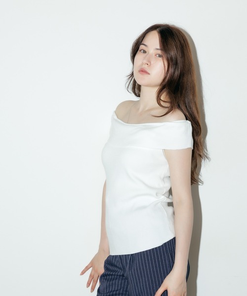 ROOPTOKYO(ループトウキョウ)の「オフショルダートップス 夏物 夏服(シャツ/ブラウス・レディース・ホワイト/ホワイト×ブラック/ブラック・FREE)」の8枚目の写真