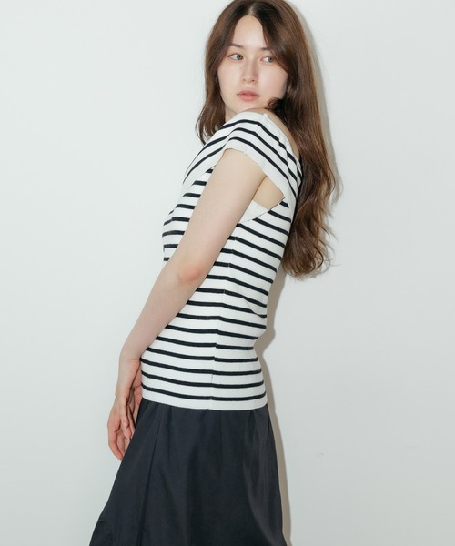 ROOPTOKYO(ループトウキョウ)の「オフショルダートップス 夏物 夏服(シャツ/ブラウス・レディース・ホワイト/ホワイト×ブラック/ブラック・FREE)」の14枚目の写真