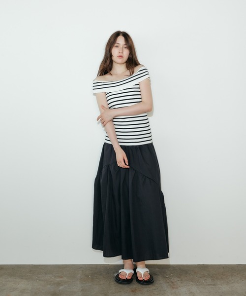 ROOPTOKYO(ループトウキョウ)の「オフショルダートップス 夏物 夏服(シャツ/ブラウス・レディース・ホワイト/ホワイト×ブラック/ブラック・FREE)」の16枚目の写真