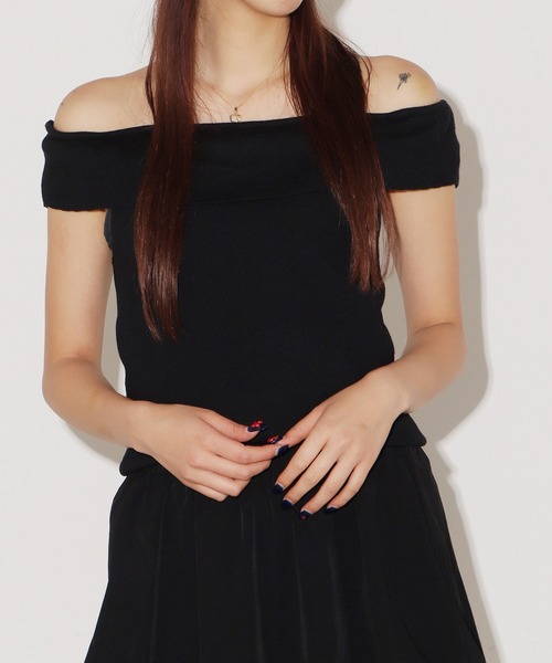 ROOPTOKYO(ループトウキョウ)の「オフショルダートップス 夏物 夏服(シャツ/ブラウス・レディース・ホワイト/ホワイト×ブラック/ブラック・FREE)」の18枚目の写真