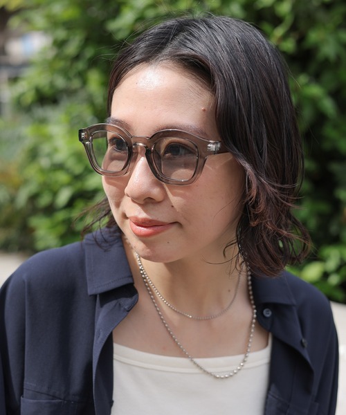 LEPSIM（レプシィム）の「thicフレームカラーレンズ　121690（サングラス・レディース・グレー/ブラウン/グリーン・ONE SIZE）」の8枚目の写真