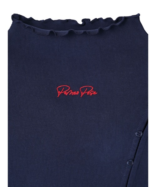 PAMEO POSE(パメオポーズ)の「Multiple Button Bottleneck Tee(Tシャツ/カットソー・レディース・ネイビー/レッド/ブラック・FREE)」の5枚目の写真