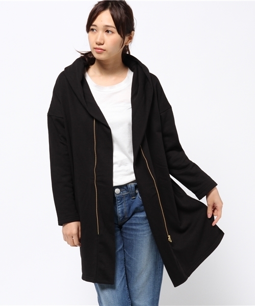 Discoat Parisien（ディスコートパリシアン）の「裏毛ビッグフードパーカー（パーカー・レディース・グレー/ネイビー/ブラック・MEDIUM/SMALL/LARGE）」の2枚目の写真