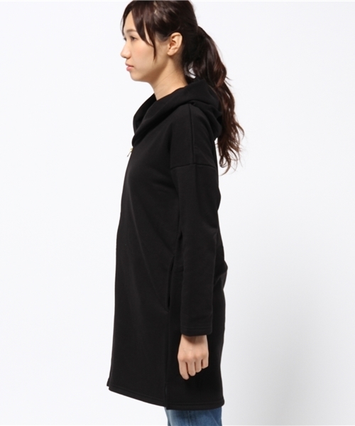 Discoat Parisien（ディスコートパリシアン）の「裏毛ビッグフードパーカー（パーカー・レディース・グレー/ネイビー/ブラック・MEDIUM/SMALL/LARGE）」の5枚目の写真