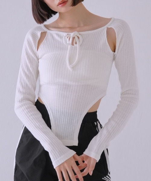 カッティング リボン トップス ボディスーツ 長袖 カットソー トップス カットアウト リボン（Tシャツ/カットソー）｜Uenui（ウニュイ）