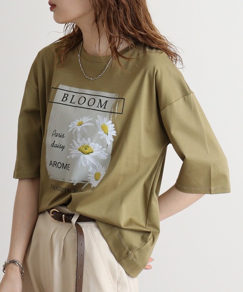 ブローディア BRODIAEA フラワープリント半袖スムースTシャツ （モカ） ブローディア BRODIAEA フラワープリント半袖スムースTシャツ