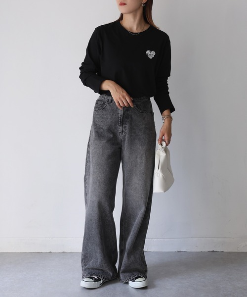 Riberry(リベリー)の「ハートロゴラメ刺繍コンパクトロンT(Tシャツ/カットソー・レディース・ホワイト×ブラック/ブラック×ホワイト/ホワイト×レッド/ライトグレー系2/ブラック×レッド/ライトグレー系1・FREE)」の9枚目の写真