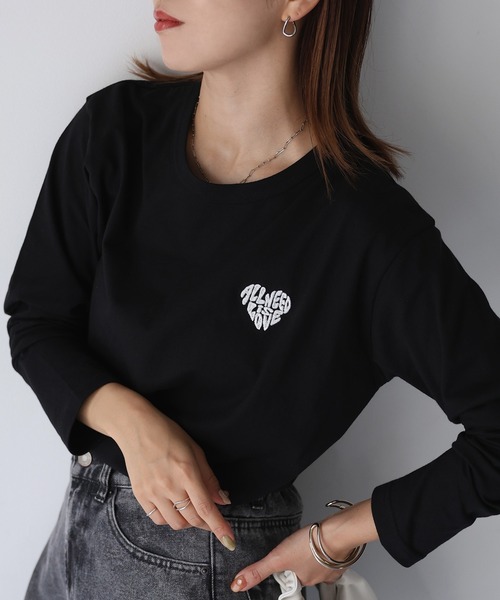 Riberry(リベリー)の「ハートロゴラメ刺繍コンパクトロンT(Tシャツ/カットソー・レディース・ホワイト×ブラック/ブラック×ホワイト/ホワイト×レッド/ライトグレー系2/ブラック×レッド/ライトグレー系1・FREE)」の16枚目の写真