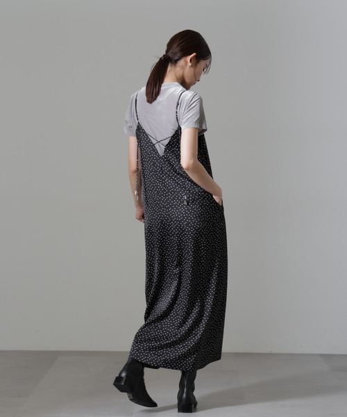 NANO universe（ナノユニバース）の「ドットプリントサテンキャミワンピース（ワンピース・レディース・ブラック/ベージュ・S/M）」の14枚目の写真