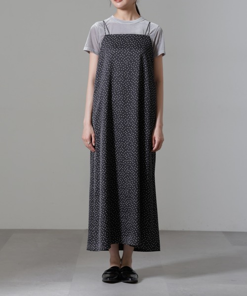 NANO universe（ナノユニバース）の「ドットプリントサテンキャミワンピース（ワンピース・レディース・ブラック/ベージュ・S/M）」の16枚目の写真