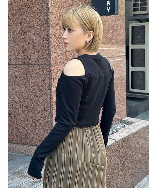 MURUA（ムルーア）の「ボレロレイヤードテレコトップス（Tシャツ/カットソー・レディース・マスタード/パープル/ブラック/グレー・FREE）」の22枚目の写真