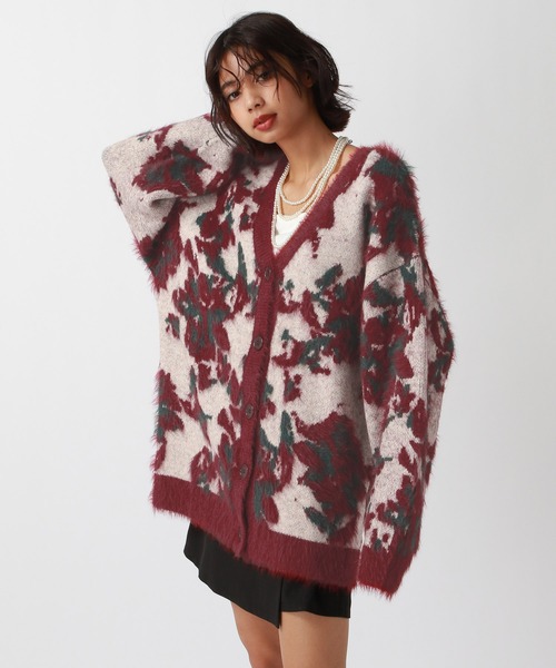 PAGEBOY(ページボーイ)の「アートフラワーシャギーカーディガン(ニット/セーター・レディース・ブラック/ターコイズブルー/オフホワイト/レッド・FREE)」の4枚目の写真