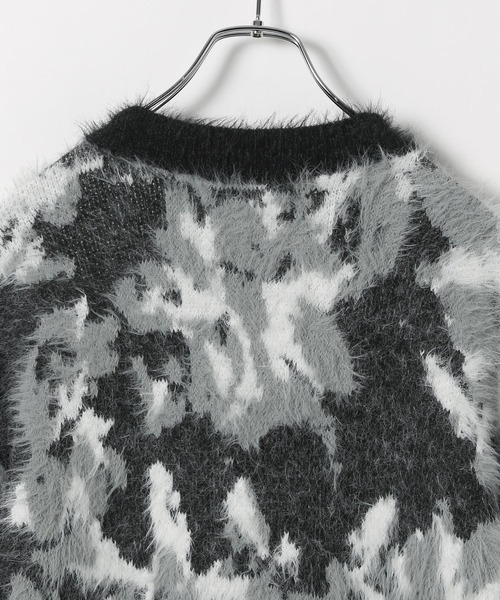 PAGEBOY(ページボーイ)の「アートフラワーシャギーカーディガン(ニット/セーター・レディース・ブラック/ターコイズブルー/オフホワイト/レッド・FREE)」の21枚目の写真