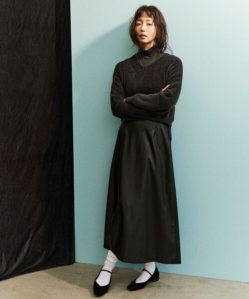 OPAQUE.CLIP（オペークドットクリップ）の「◆【抗菌防臭加工／長さ調整可能】ベロアメリージェーン（パンプス・レディース・ブラック/ブラウン系その他・01/02/03）」の5枚目の写真