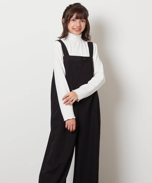 a.v.v（アーヴェヴェ）の「[140-150]サロペット（サロペット/オーバーオール・キッズ・ブラック/ネイビー・140/150）」の2枚目の写真