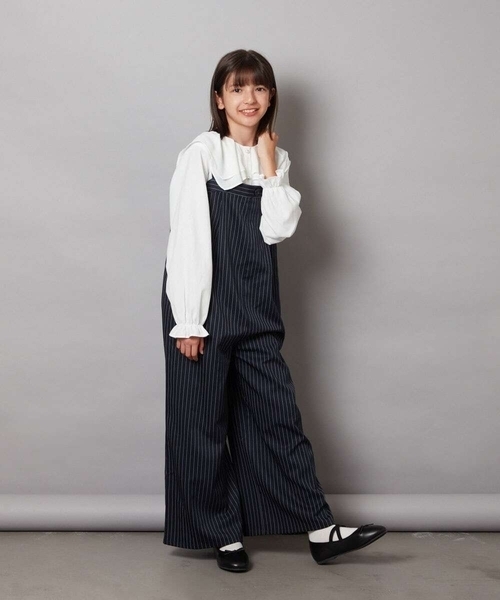 a.v.v（アーヴェヴェ）の「[140-150]サロペット（サロペット/オーバーオール・キッズ・ブラック/ネイビー・140/150）」の4枚目の写真