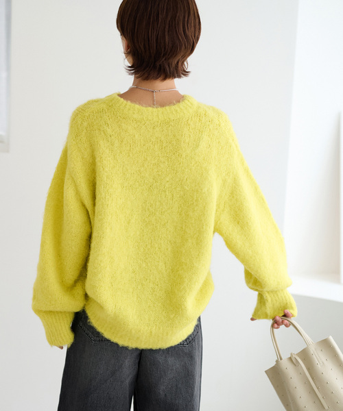 JOURNAL STANDARD relume（ジャーナルスタンダード　レリューム）の「ShaggyFluffyクルーネックプルオーバー（ニット/セーター・レディース・ライトグレー/イエロー/ブルー/バーガンディー・FREE）」の11枚目の写真