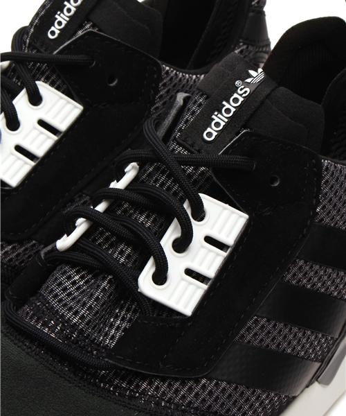 adidas(アディダス)の「メンズ アディダス ブースト adidas ZX 8000 BOOST B26366(スニーカー・メンズ・ブラック・27cm/27.5cm)」の6枚目の写真