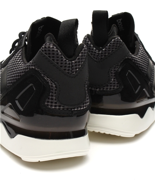 adidas(アディダス)の「メンズ アディダス ブースト adidas ZX 8000 BOOST B26366(スニーカー・メンズ・ブラック・27cm/27.5cm)」の8枚目の写真