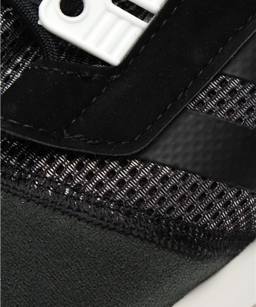 adidas(アディダス)の「メンズ アディダス ブースト adidas ZX 8000 BOOST B26366(スニーカー・メンズ・ブラック・27cm/27.5cm)」の10枚目の写真