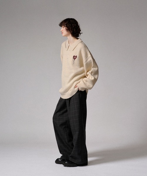 ONCILY(オンシェリー)の「ASSORT VOLUME KNIT POLO / アソートボリュームニットポロ(ニット/セーター・メンズ・ネイビー/ブラウン/ブルーグリーン/アイボリー/ブラック/ネイビー系2/ブラック系その他/チャコールグレー/ブラック系その他2/ネイビー系3/ホワイト系その他・SMALL/MEDIUM/LARGE)」の19枚目の写真