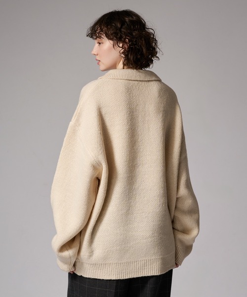 ONCILY(オンシェリー)の「ASSORT VOLUME KNIT POLO / アソートボリュームニットポロ(ニット/セーター・メンズ・ネイビー/ブラウン/ブルーグリーン/アイボリー/ブラック/ネイビー系2/ブラック系その他/チャコールグレー/ブラック系その他2/ネイビー系3/ホワイト系その他・SMALL/MEDIUM/LARGE)」の17枚目の写真