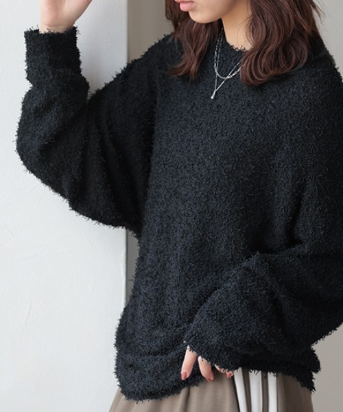 HUG.U(ハグユー)の「MIXカールヤーンニット(ニット/セーター・レディース・モカ/グリーン/ベージュ/レッド/ブラック・FREE)」の16枚目の写真