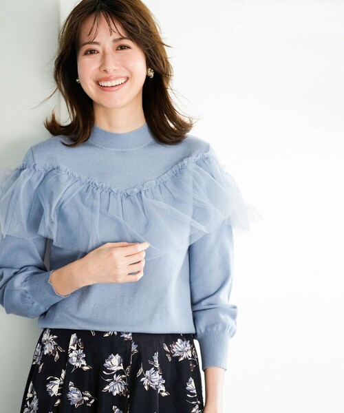 ANY SIS(エニィスィス)の「【洗える】フリルチュールコンビ ニット(ニット/セーター・レディース・アイボリー系/ブラック系/スカイブルー系・2)」の4枚目の写真