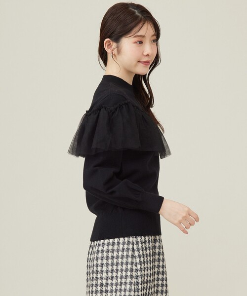 ANY SIS(エニィスィス)の「【洗える】フリルチュールコンビ ニット(ニット/セーター・レディース・アイボリー系/ブラック系/スカイブルー系・2)」の8枚目の写真
