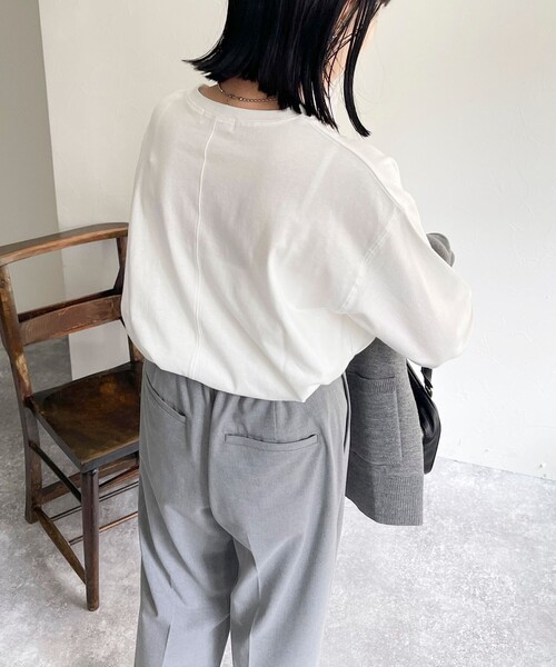 fredy emue（フレディエミュ）の「刺繍微起毛ロンTシャツ（Tシャツ/カットソー・レディース・ライトグレー/オフホワイト/グレイッシュベージュ・38）」の10枚目の写真