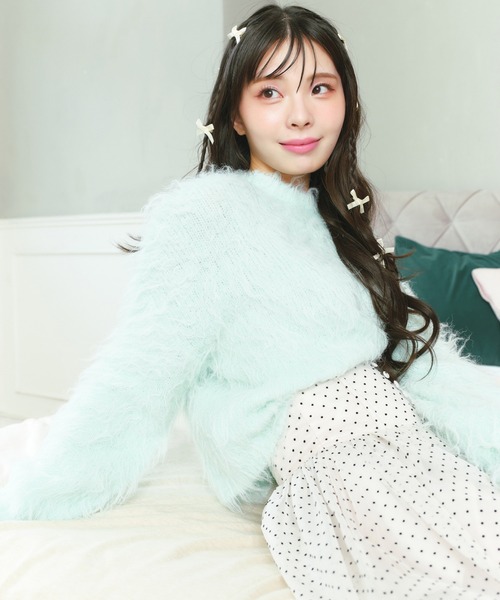 REDYAZEL（レディアゼル）の「シャギーニット（ニット/セーター・レディース・オフホワイト/ブルー/ミント・FREE）」の4枚目の写真