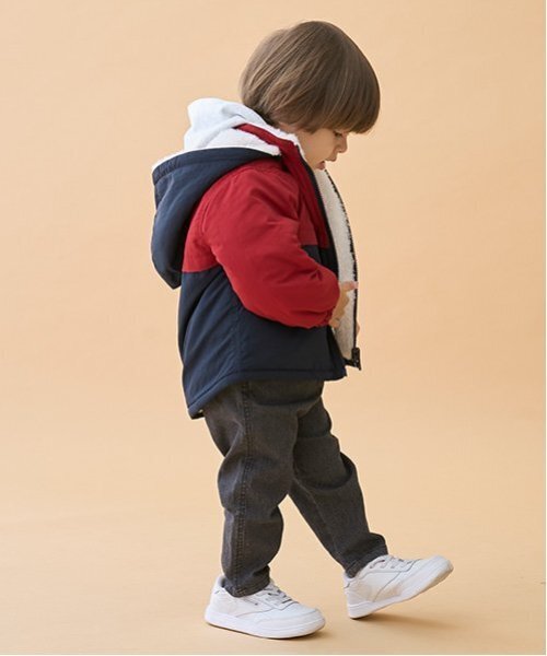 petit main（プティマイン）の「リバーシブル切替ブルゾン（ナイロンジャケット・キッズ・レッド/ベージュ/ネイビー・80ｃｍ/90cm/100cm/110cm/120cm/130cm）」の4枚目の写真
