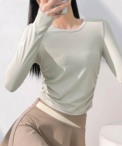 DAY CLOSET（デイ クローゼット）の「レディース 長袖サイドギャザーラウンドヘムリブヨガトップスピラティスウェア[トレーニングウェア/ジムウェア/ピラティスウェア]（その他トップス・レディース・ダークブラウン/ブラック/オフホワイト/キナリ/パープル/グレー・S/XL/M/L）」の14枚目の写真