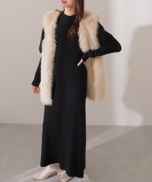 Lace Ladies(レースレディース)の「ソリッドカラー クルーネック リブニット マキシ丈 ワンピース (ワンピース・レディース・ベージュ/ブラウン/ブラック・FREE/S)」の4枚目の写真