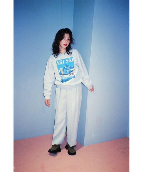BLACK BY MOUSSY（ブラックバイマウジー）の「ski ski sweat tops(スキースキースウェットトップス)（スウェット・レディース・トップグレー/ボルドー・FREE）」の6枚目の写真