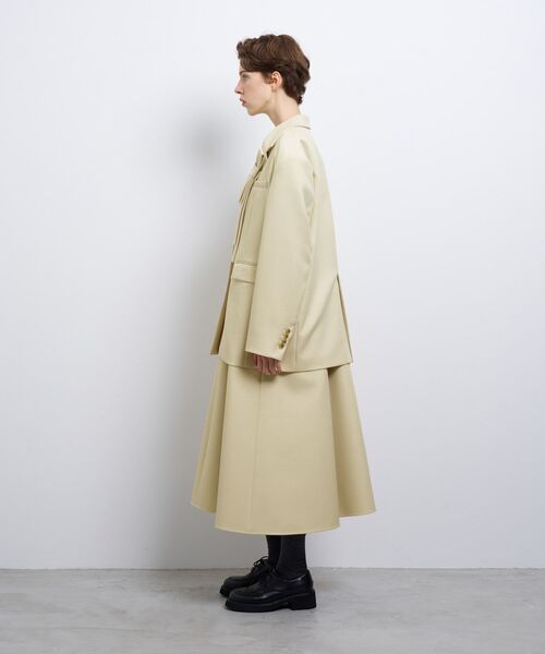 LANVIN en Bleu(ランバンオンブルー)の「リボンブローチテーラードジャケット(その他アウター・レディース・ブラック・36/38)」の6枚目の写真