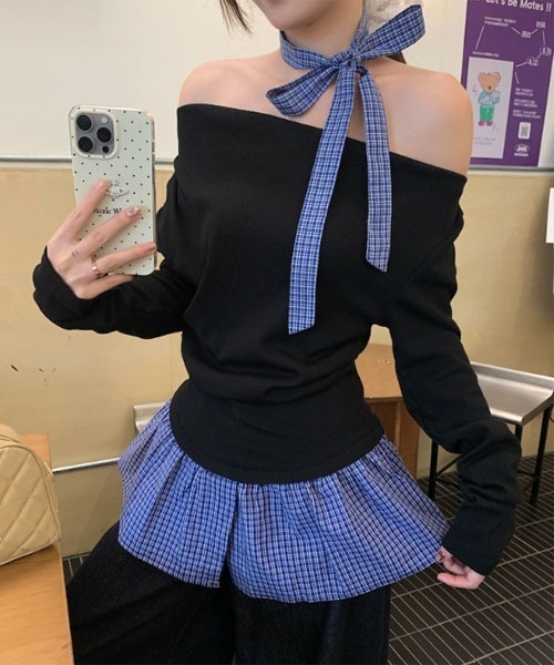 i-dare(アイディア)の「【i-dare】オフショルダー フェイクレイヤード 長袖 トップス(Tシャツ/カットソー・レディース・ブラック/グレー・SMALL/MEDIUM/LARGE)」の5枚目の写真
